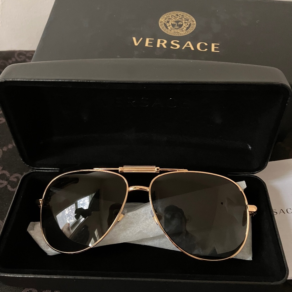 NWT GOLD/GREY UNISEX VERSACE AVIATORS